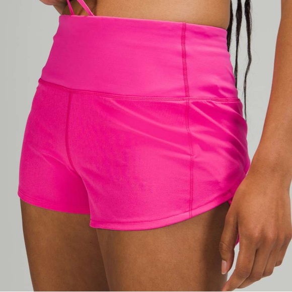 Lululemon Speed Up High-Rise Short 2.5"
Sonic Pink - Picture 2 of 13